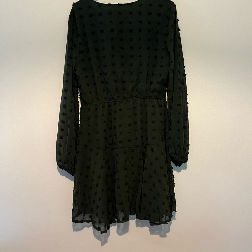 Dress - Picture 4 of 4